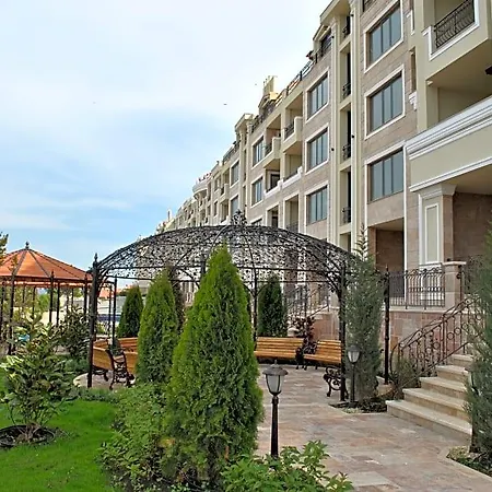 Gardenia Palace فندق 3*