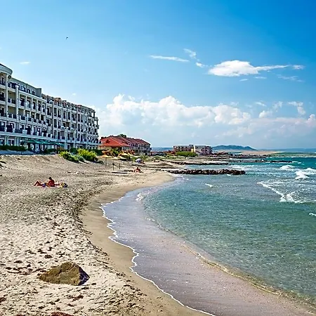 فندق Gardenia Palace 3*
